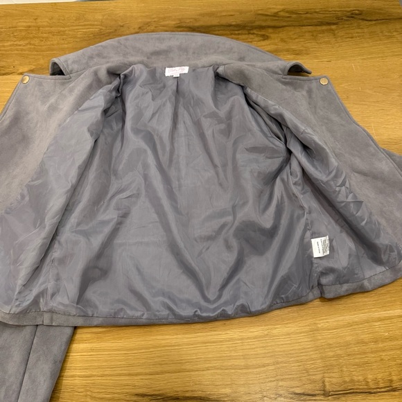 Pink Lily Faux Suede Jacket Zip Up Moto Light Purple Grey Women’s size Medium - Picture 8 of 8